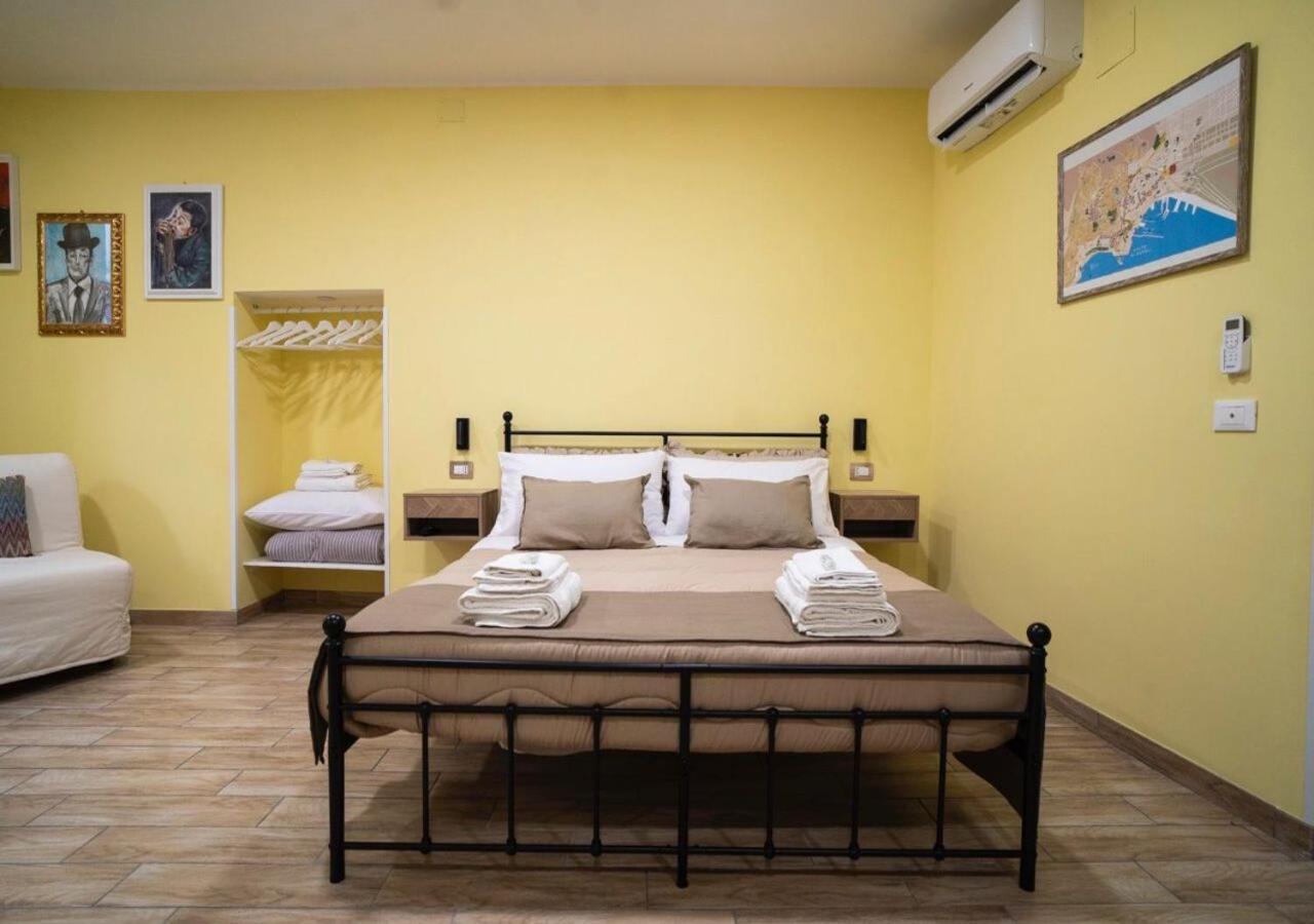 Casa De Curtis Lejlighed Napoli Eksteriør billede